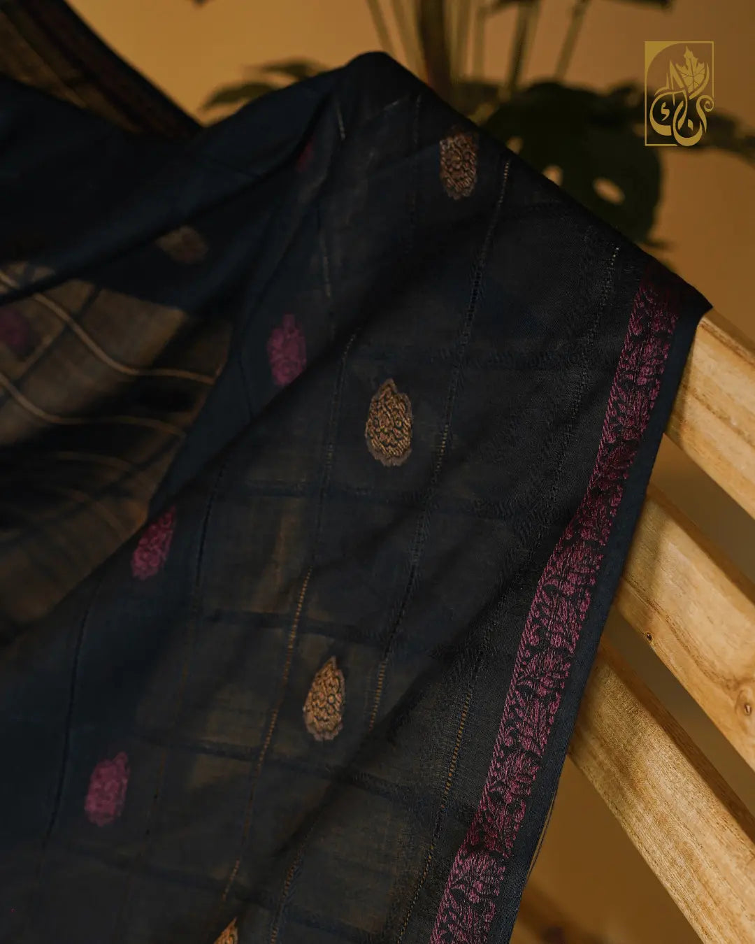 Onyx Veil – Noor-e-Kashmir Summer Luxe Shawl