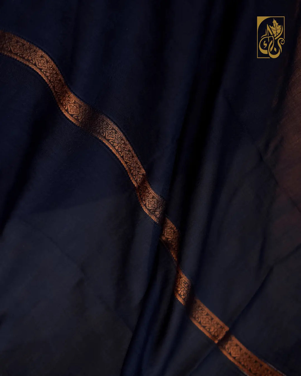 Midnight Noir – Noor-e-Kashmir Summer Luxe Shawl