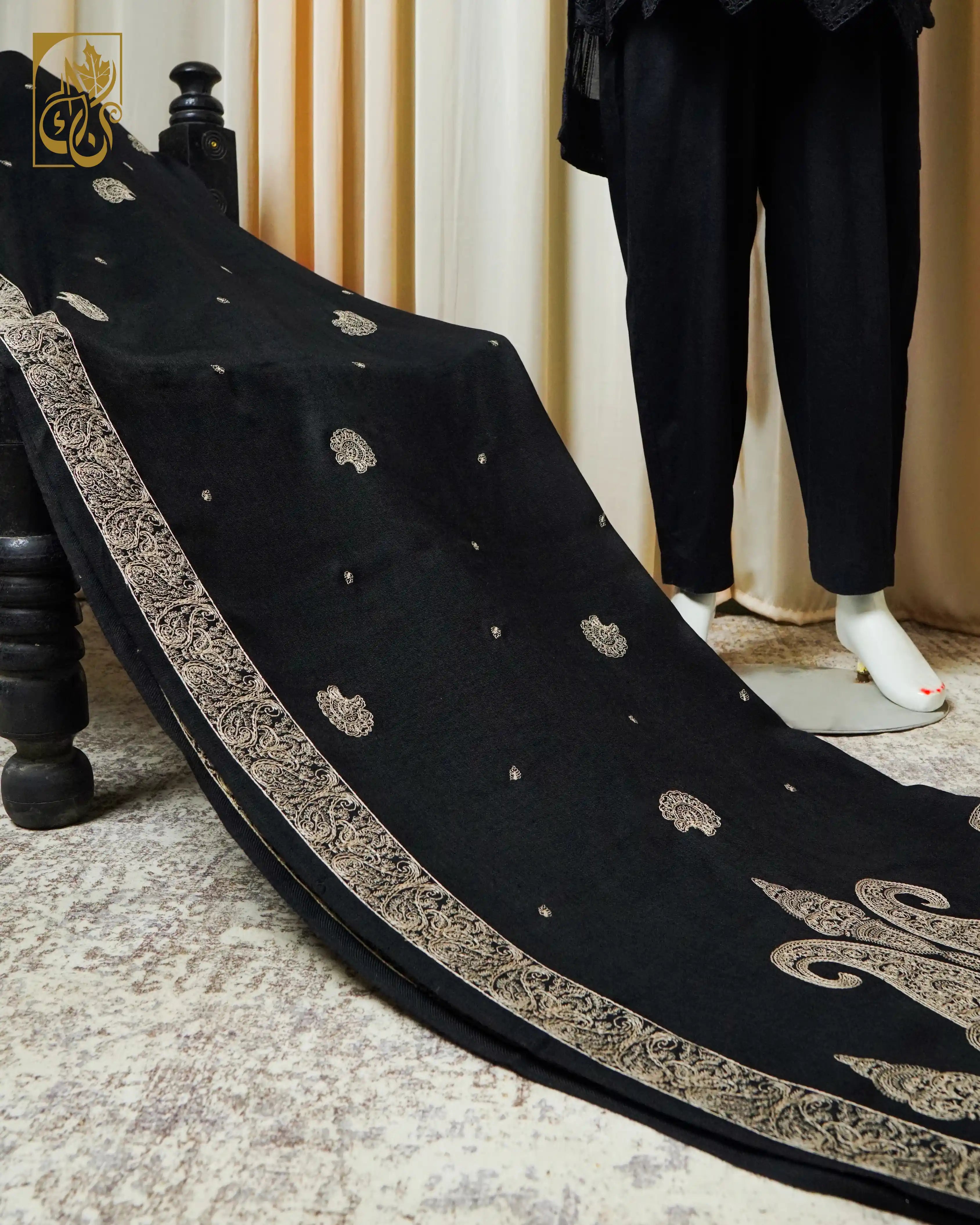 Paisley Queen Deep Black Cashmilon Shawl