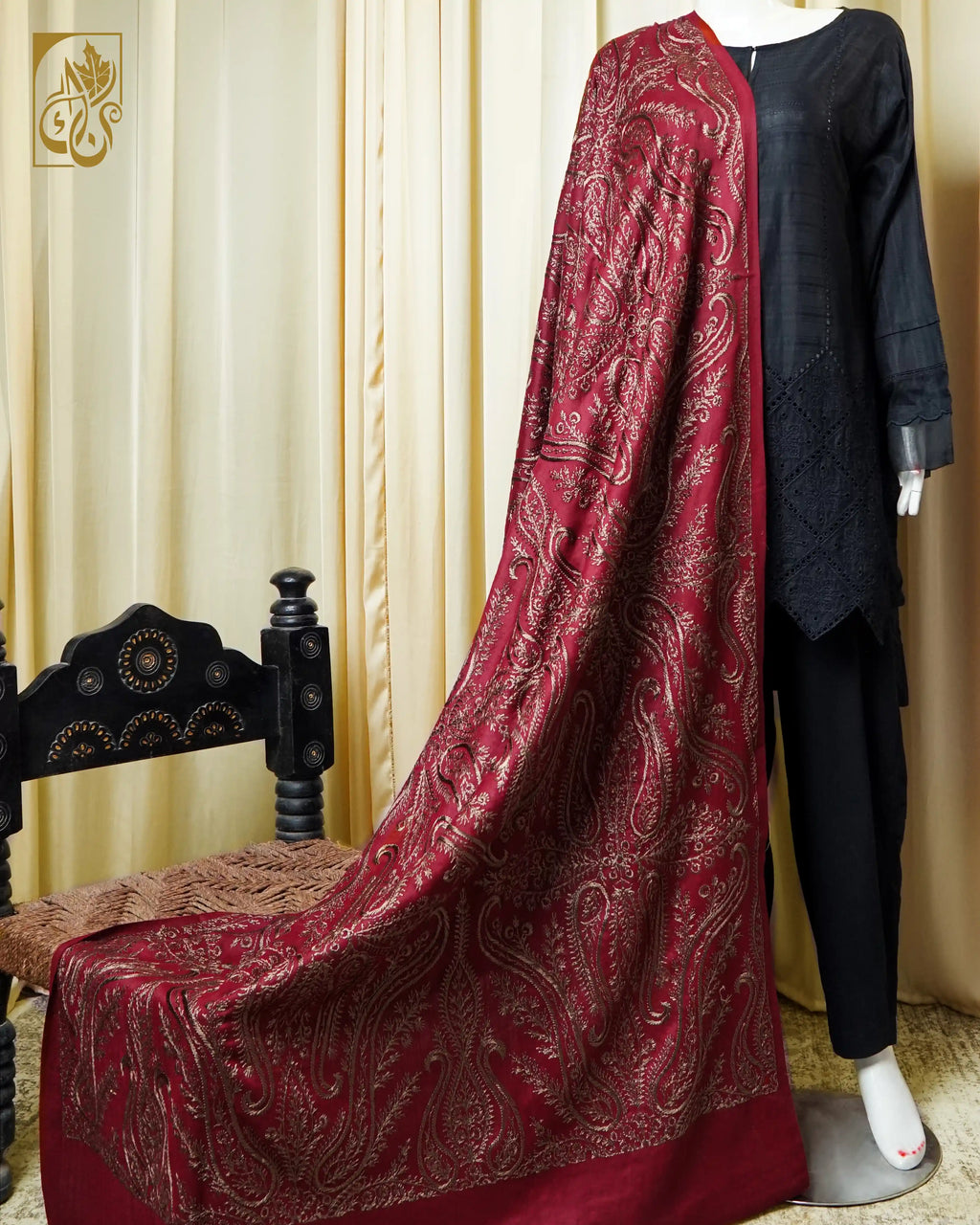 Yāqūt-e-Angoorī  Ruby Vine Tapestry