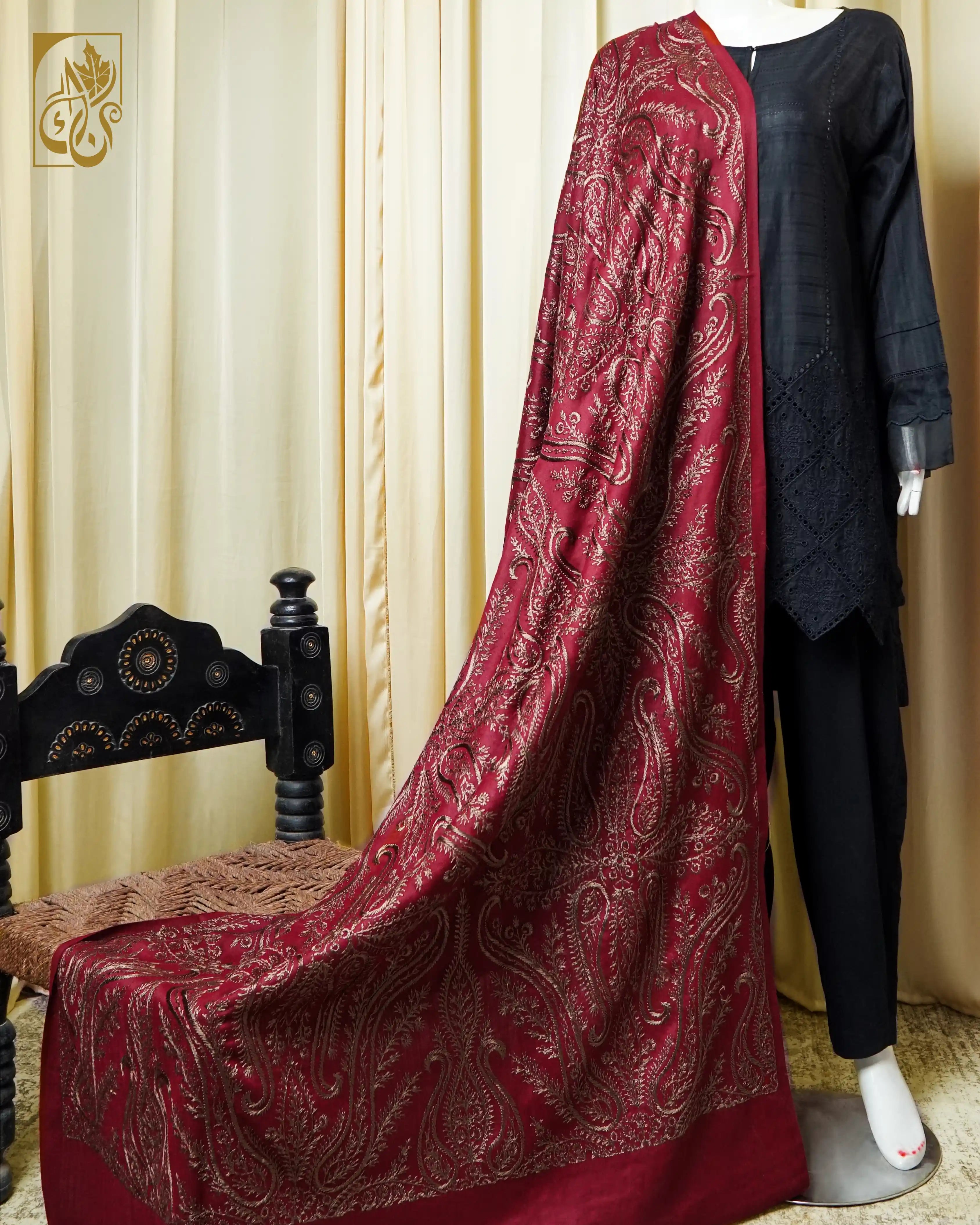 Yāqūt-e-Angoorī  Ruby Vine Tapestry