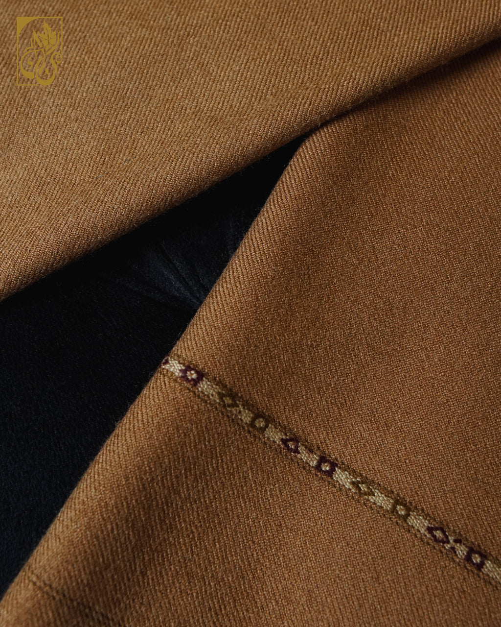 Iron Dusk – Pure Wool Shawl - “Quiet Weight. Lasting Presence.”